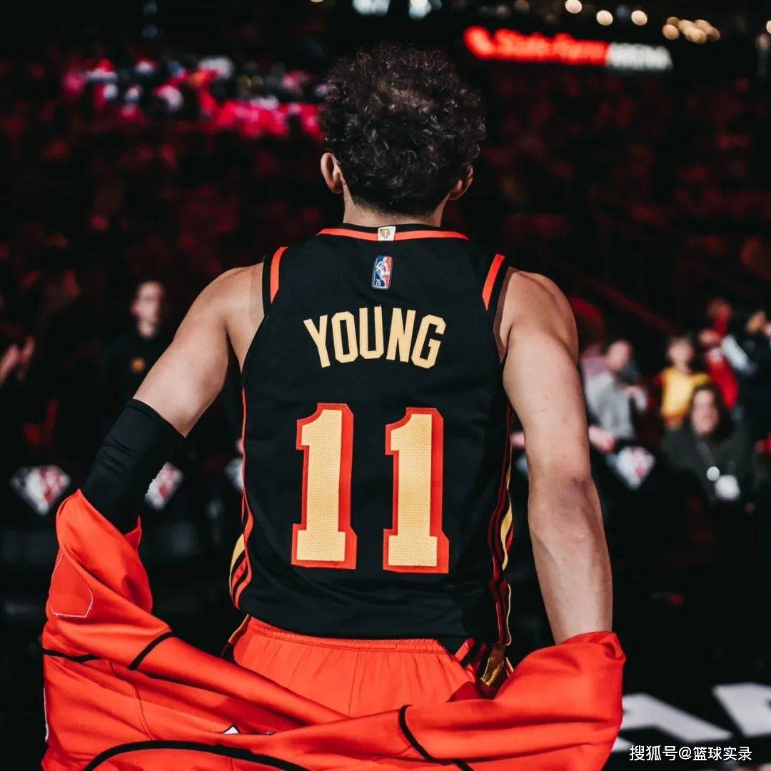 关于Uzi迎来七赛季高光表现,老鹰球迷沸腾!的信息 关于Uzi迎来七赛季高光表现,老鹰球迷沸腾!的信息